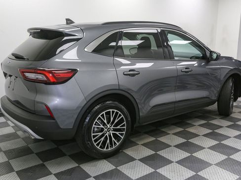 Used 2023 Ford Escape SE FWD image 8