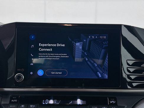 Used 2025 Toyota Camry SE w/ Convenience Package image 24