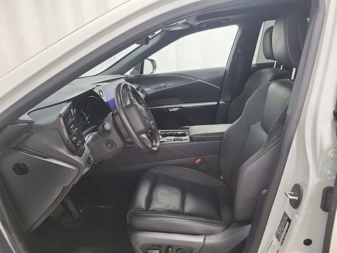 Used 2024 Lexus RX 450h AWD w/ Convenience Package image 3