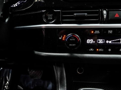 Used 2025 Nissan Pathfinder SV image 25