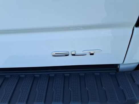 Certified 2023 GMC Sierra 1500 SLT AWD/4WD image 7