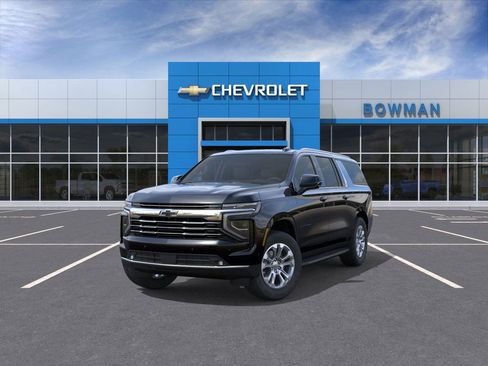 New 2026 Chevrolet Suburban LT image 8