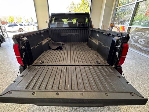 Certified 2025 Toyota Tacoma SR5 AWD/4WD image 63