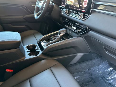 Certified 2024 GMC Canyon Elevation w/ Elevation Premium Package RWD image 16