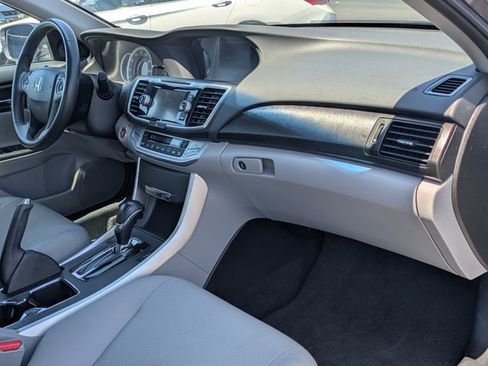 Used 2015 Honda Accord EX-L image 21