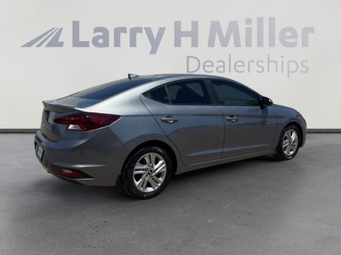 Used 2020 Hyundai Elantra SEL w/ Cargo Package (C1) FWD image 5