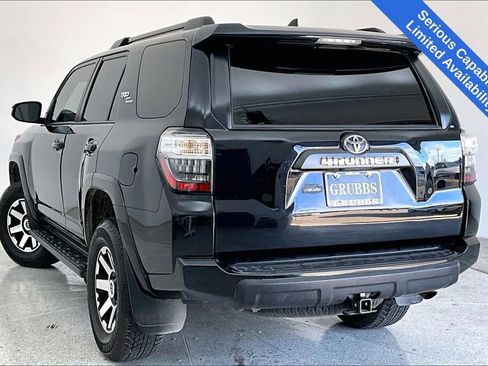 Used 2022 Toyota 4Runner TRD Off-Road image 16