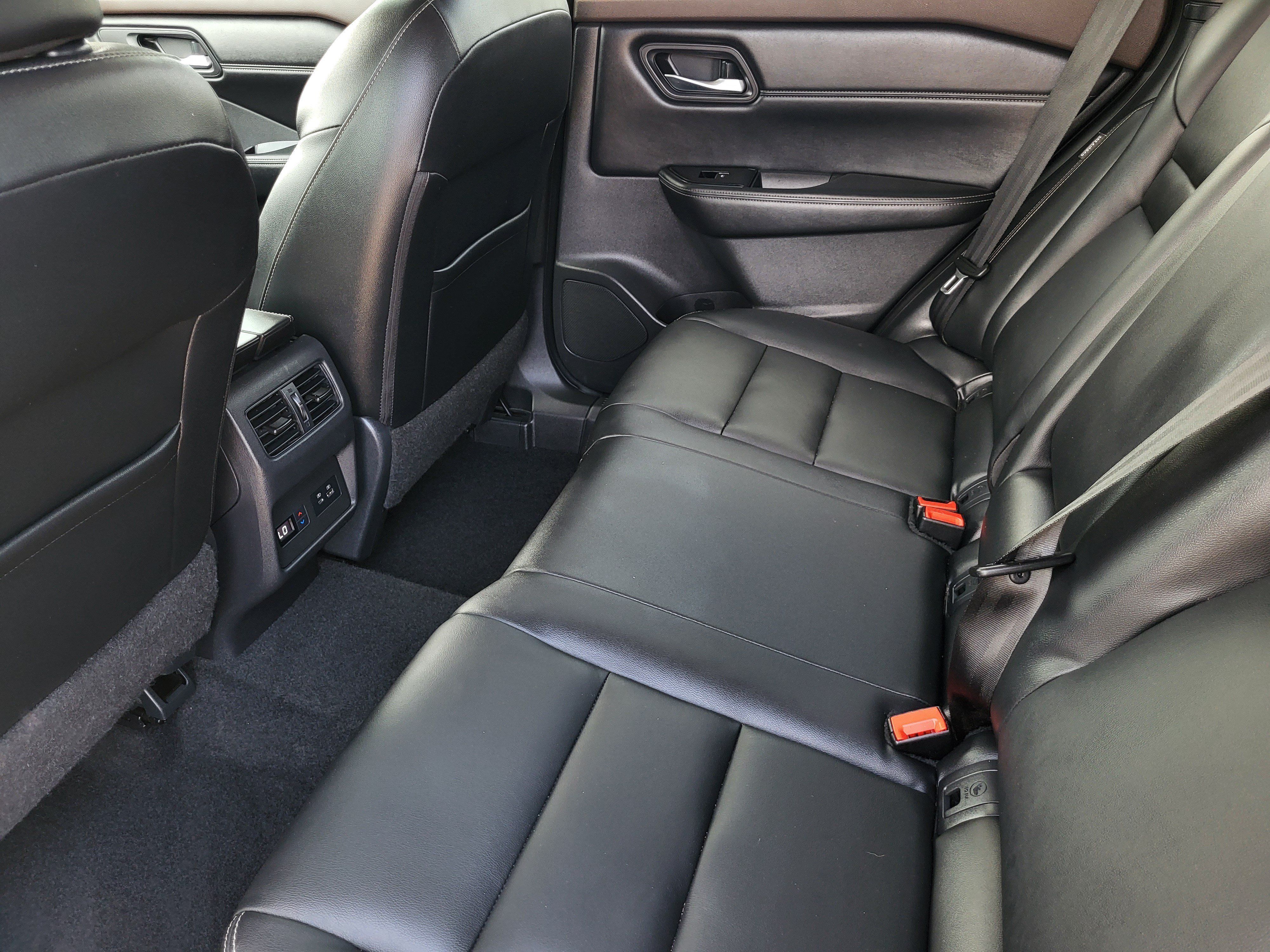 Certified 2022 Nissan Rogue SL w/ SL Premium Package AWD/4WD image 30