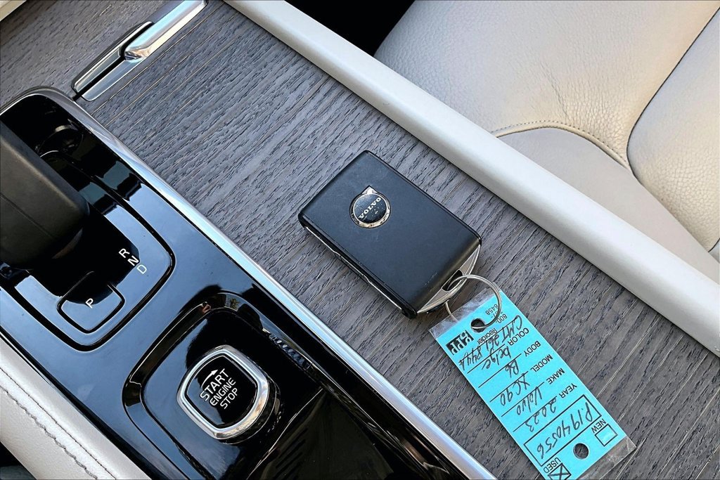 Certified 2023 Volvo XC90 B6 Plus w/ Protection Package Premier AWD/4WD image 14