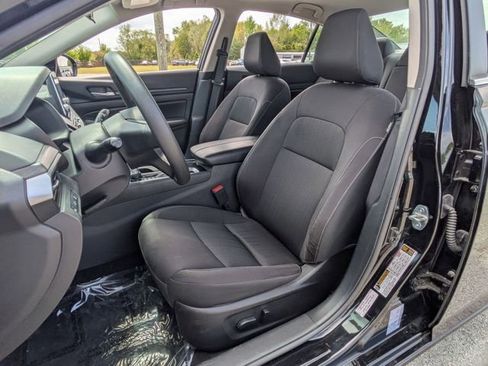 Used 2024 Nissan Altima 2.5 SV image 12