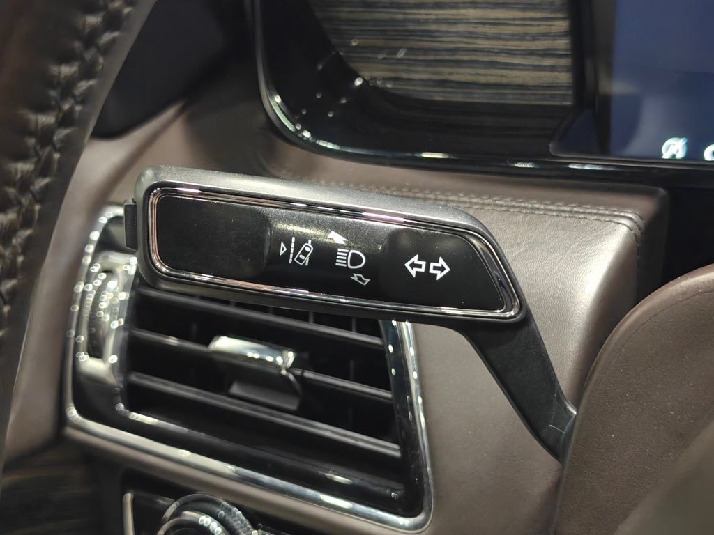 Used 2019 Lincoln Navigator Black Label w/ Cargo Package AWD/4WD image 74