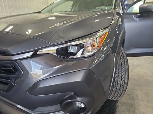 Used 2024 Subaru Crosstrek 2.0i Premium AWD/4WD image 31