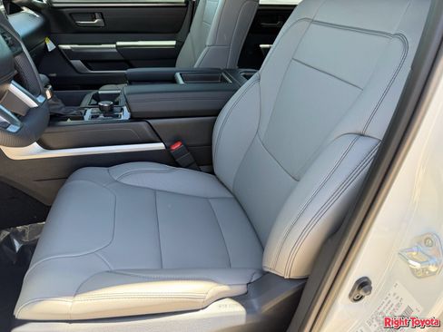 New 2026 Toyota Tundra SR5 AWD/4WD image 17