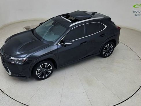 Used 2025 Lexus UX 300h FWD image 76