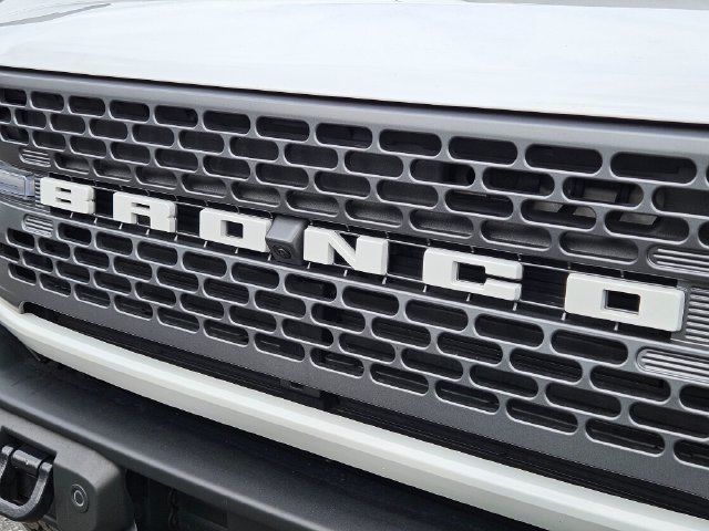Used 2025 Ford Bronco Badlands AWD/4WD image 10