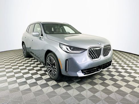 New 2026 BMW X3 xDrive30 w/ Convenience Package image 2