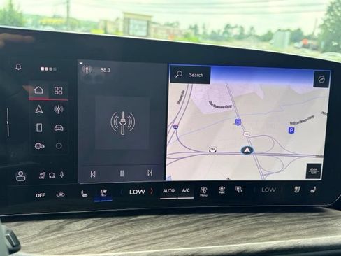Certified 2025 Audi Q5 Premium Plus w/ Premium Plus AWD/4WD image 9