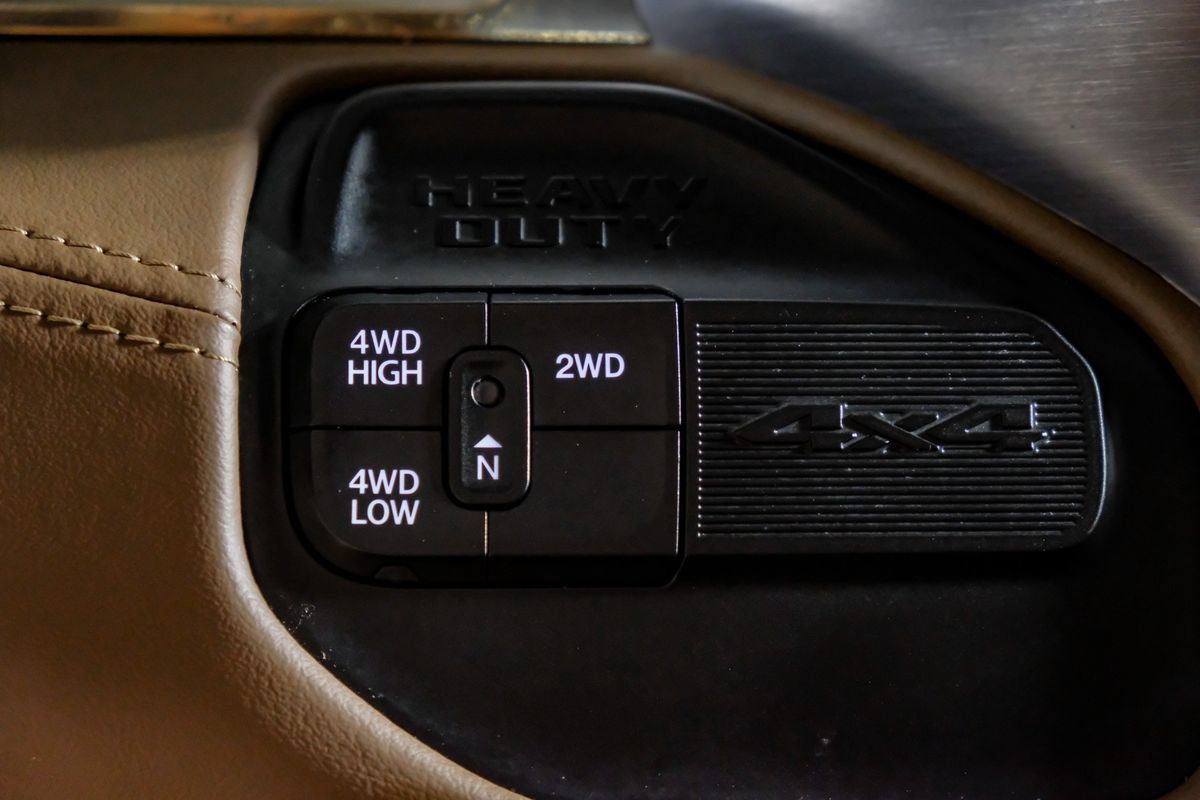 Used 2022 RAM 3500 Limited AWD/4WD image 24