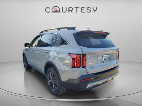 Used 2022 Kia Sorento SX Prestige w/ Rust Color Package image 3