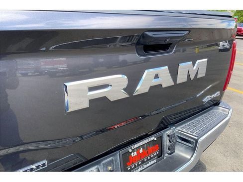 Used 2025 RAM 3500 Big Horn AWD/4WD image 31