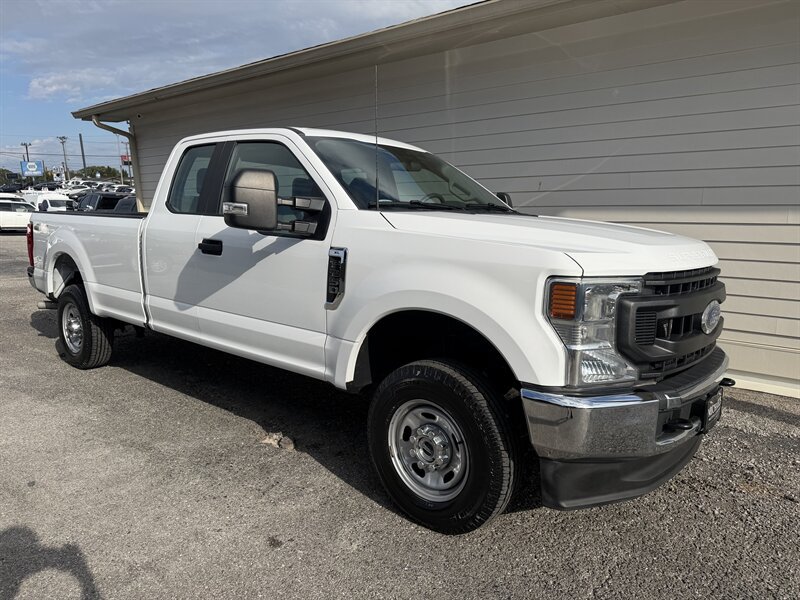 Used 2022 Ford F250 XL w/ Power Equipment Group AWD/4WD image 2