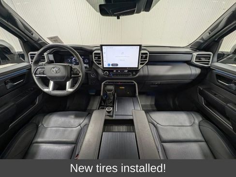 Used 2024 Toyota Tundra Platinum AWD/4WD image 2