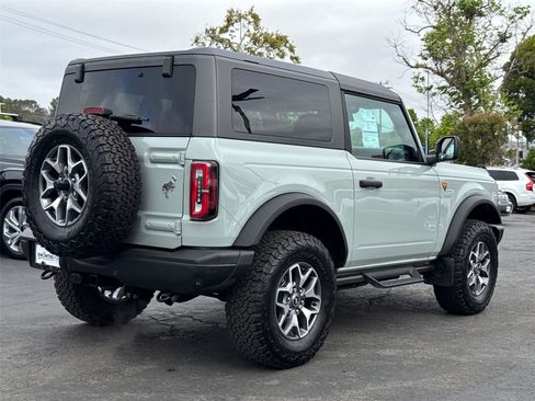 Certified 2023 Ford Bronco Badlands AWD/4WD image 14