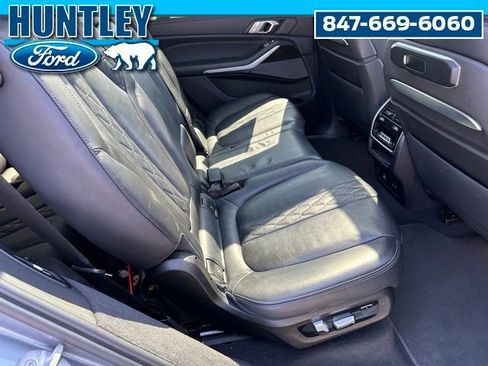 Used 2023 BMW X7 xDrive40i w/ Premium Package AWD/4WD image 14