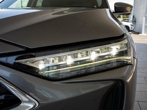 Used 2024 Acura MDX SH-AWD w/ Advance Package image 10