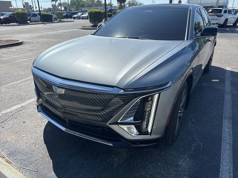 Used 2024 Cadillac Lyriq Luxury w/ LPO, Floor Liner Package image 5