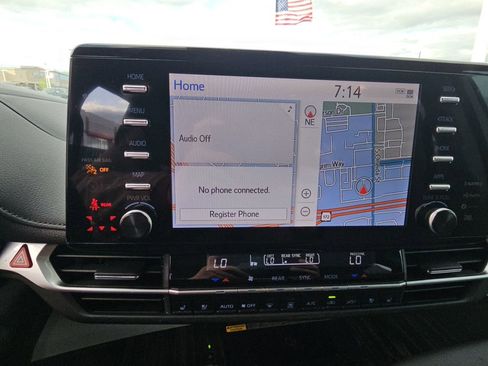 Certified 2023 Toyota Sienna Limited FWD image 16