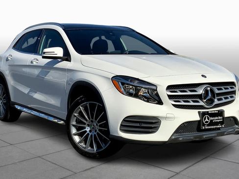 Certified 2020 Mercedes-Benz GLA 250 4MATIC image 2