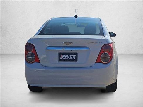 Used 2015 Chevrolet Sonic LT image 5