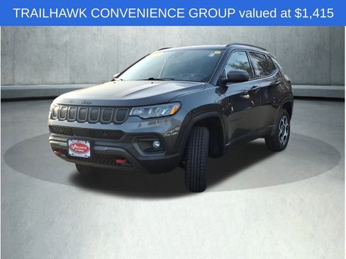 Used 2022 Jeep Compass Trailhawk w/ Trailhawk Convenience Group image 3