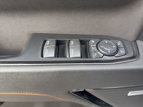 Used 2024 GMC Sierra 2500 AT4 w/ AT4 Preferred Package image 29