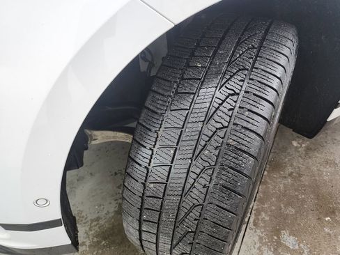 Used 2019 Land Rover Range Rover Velar R-Dynamic SE image 44