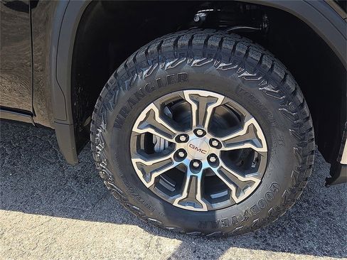 New 2026 GMC Sierra 1500 Pro w/ Pro Value Package image 7