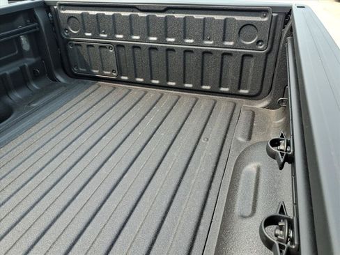 New 2026 RAM 1500 Laramie AWD/4WD image 14