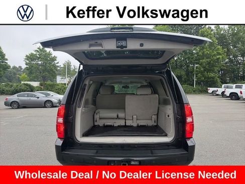 Used 2013 Chevrolet Suburban LT w/ Luxury Package AWD/4WD image 36