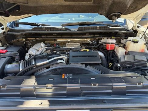 Used 2021 Chevrolet Silverado 3500 LT AWD/4WD image 24
