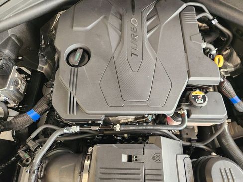 New 2026 Genesis GV70 2.5T Advanced AWD/4WD image 24