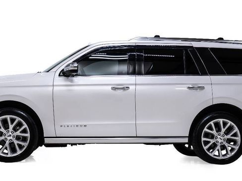 Used 2018 Ford Expedition Platinum RWD image 6