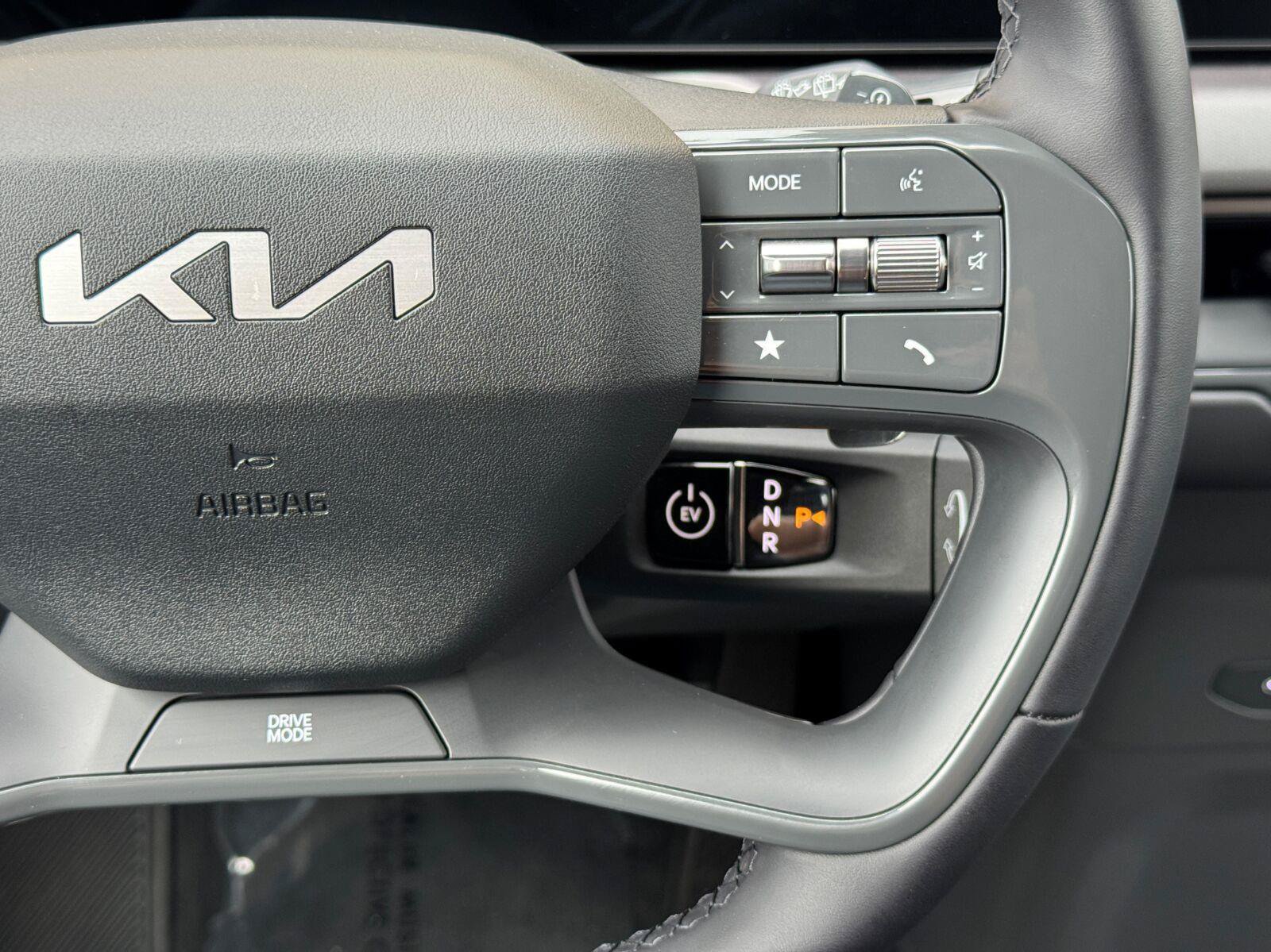 Used 2026 Kia EV9 Light RWD image 23