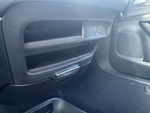 New 2026 Chrysler Pacifica Select image 27