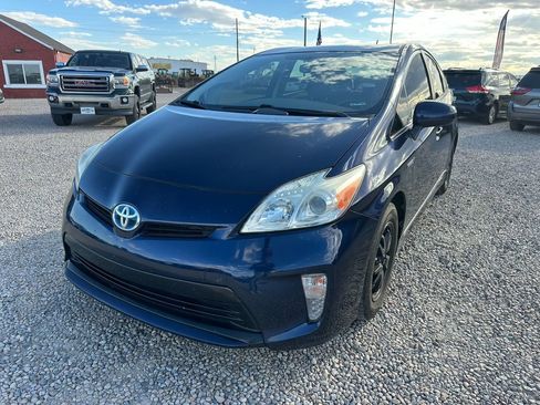 Used 2015 Toyota Prius Three image 4