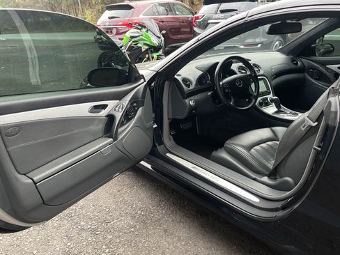 Used 2004 Mercedes-Benz SL 55 AMG image 19