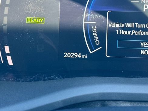 Used 2025 Toyota Camry LE image 21