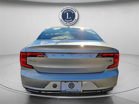 Used 2018 Volvo S90 T6 Inscription w/ Convenience Package image 5