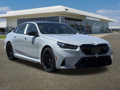 New 2026 BMW M5 w/ Executive Package AWD/4WD image 2