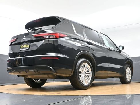 Used 2024 Mitsubishi Outlander ES AWD/4WD image 53